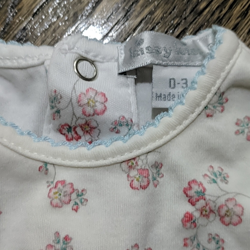 Kissy Kissy Ruffle Shirt - Picture 6 of 6